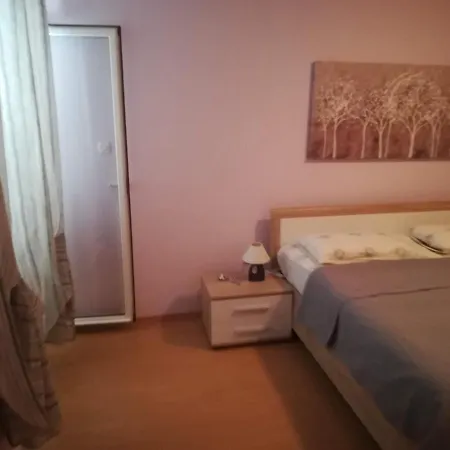 Roncevic Apartmán *