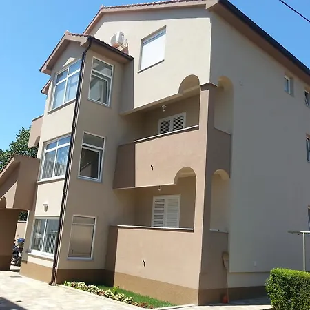 Apartman Roncevic Zára