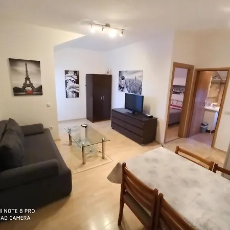 Roncevic Apartamento *