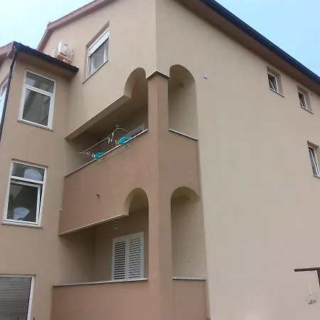 Roncevic Apartamento Zadar