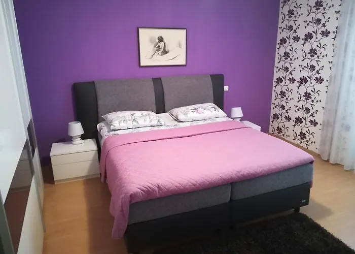 شقة Roncevic زادار